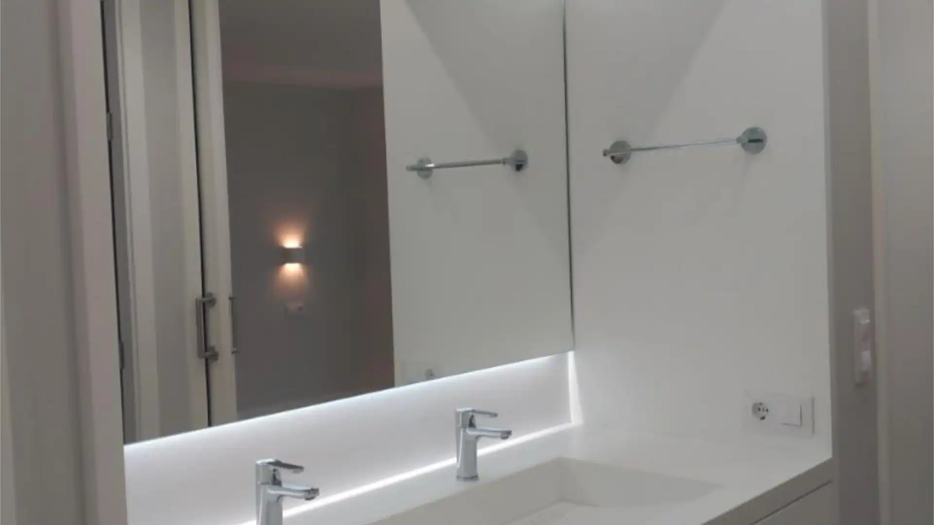 Piso en  Rúa Riego de Agua 42 - Foto 3