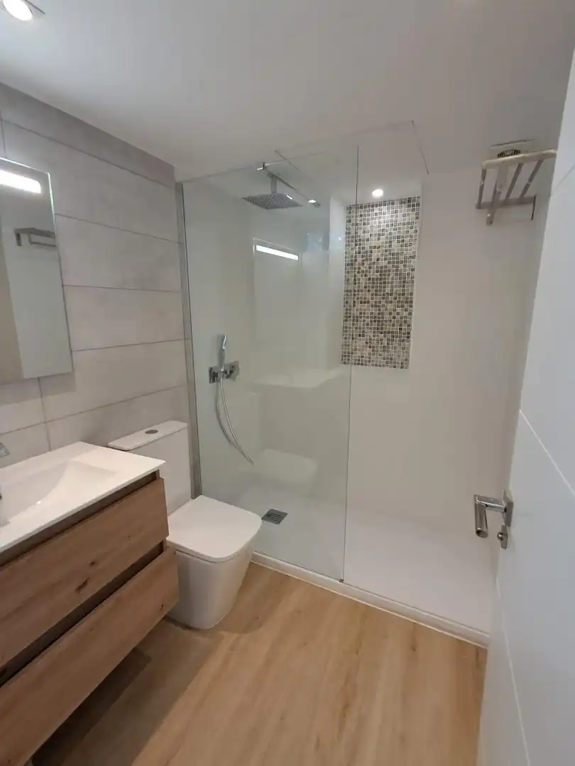 Piso en  Avenida Duque de Ahumada 5-11 - Foto 9