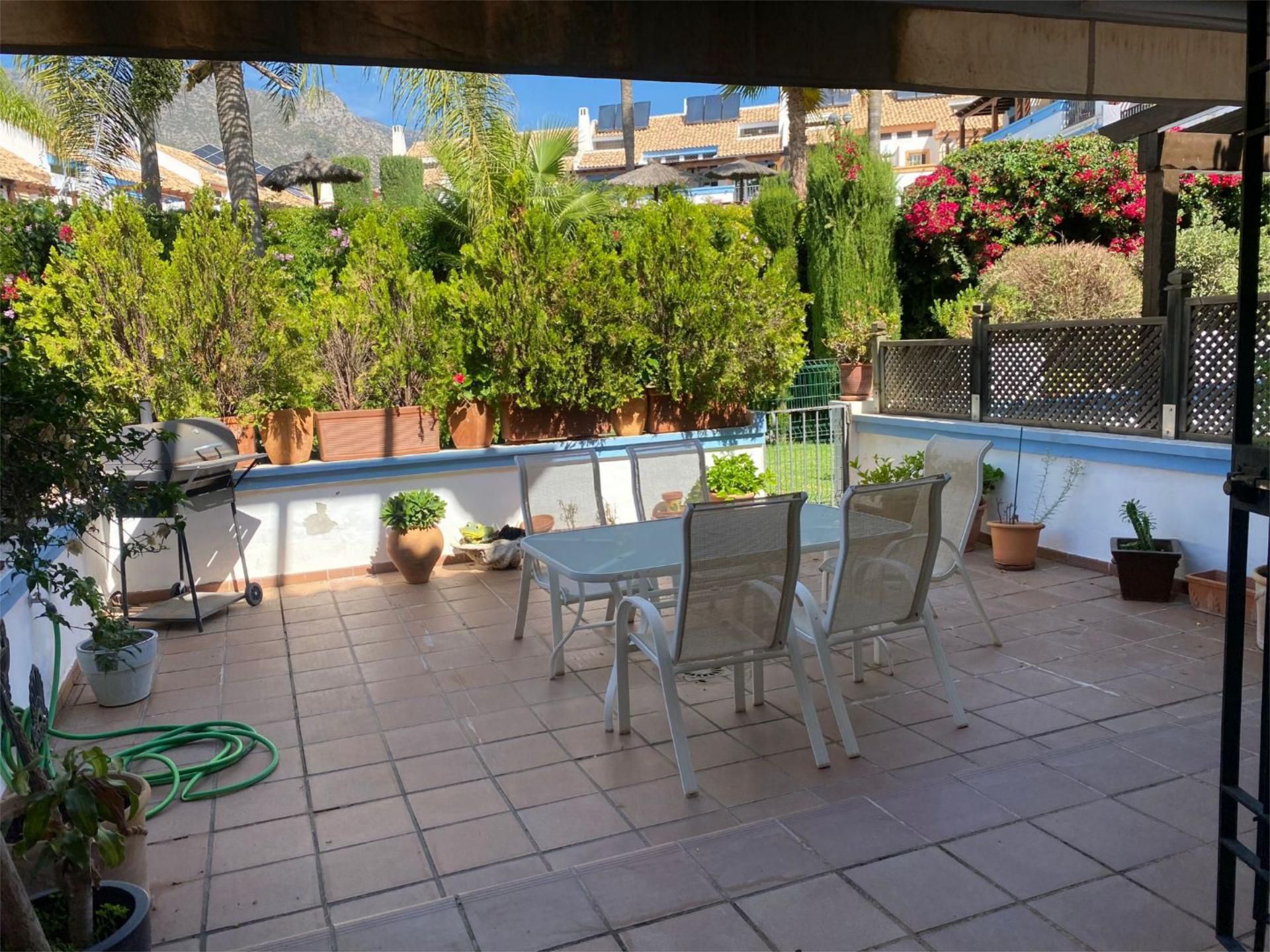 Casa adosada en  Urbanización La Reserva 6021 - Foto 1