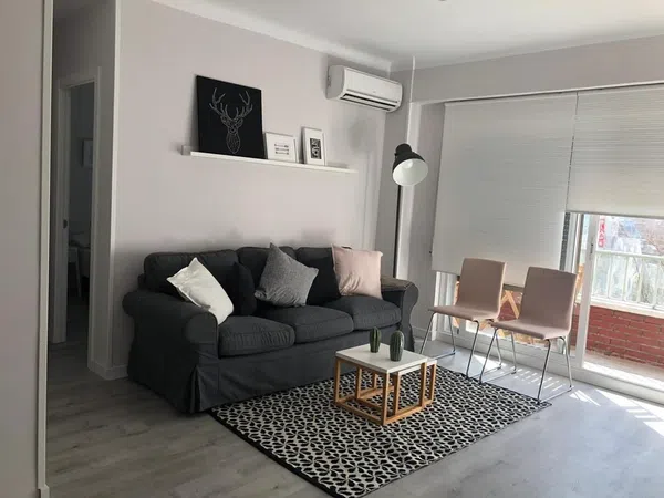 Piso en calle de Ilustración, 21