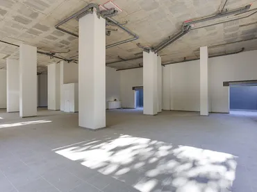 Local comercial en  Ronda d'Europa 22B - Foto 2