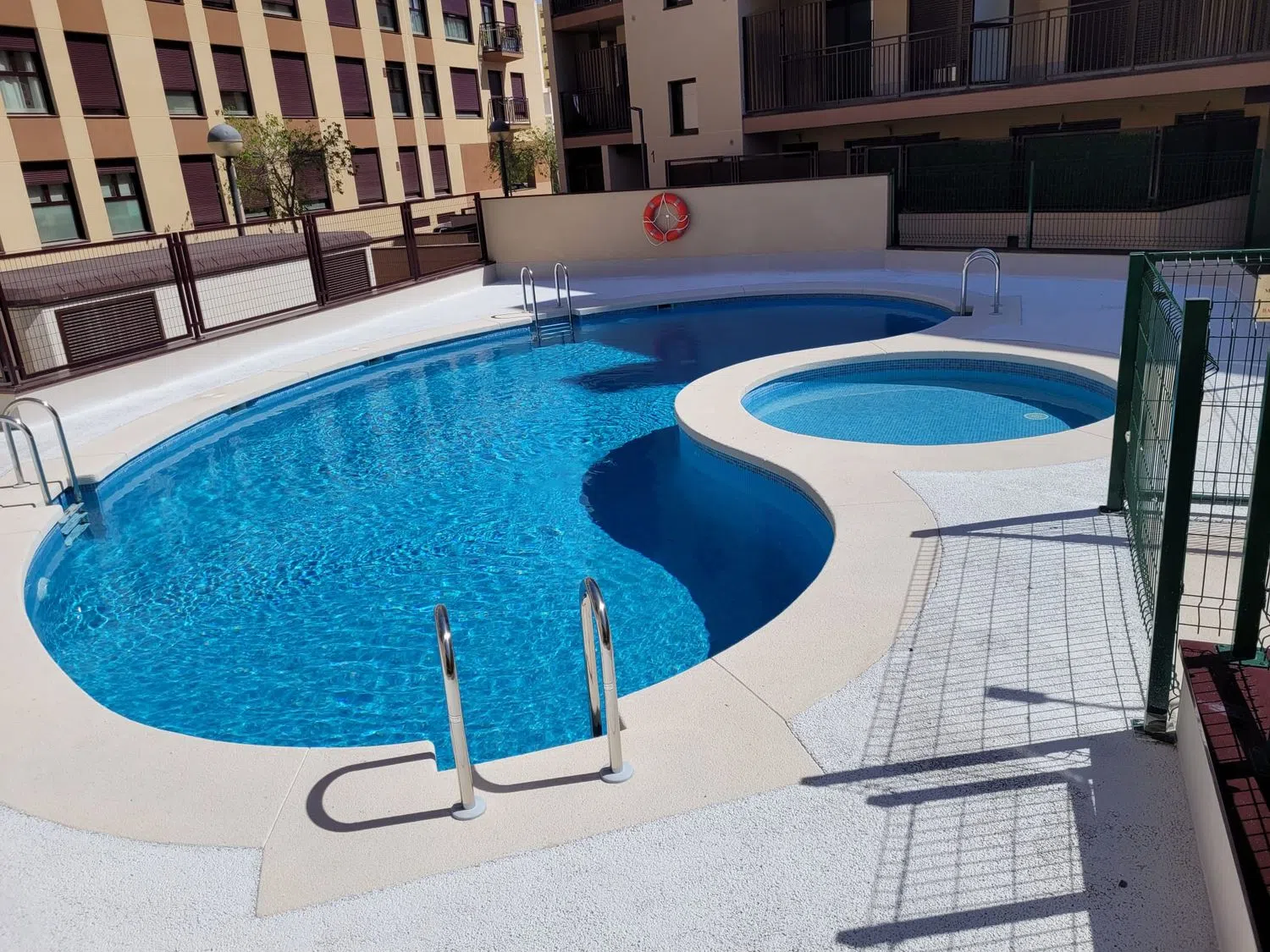Piso en calle Canónigo Federico Sala, 9 - Foto 1