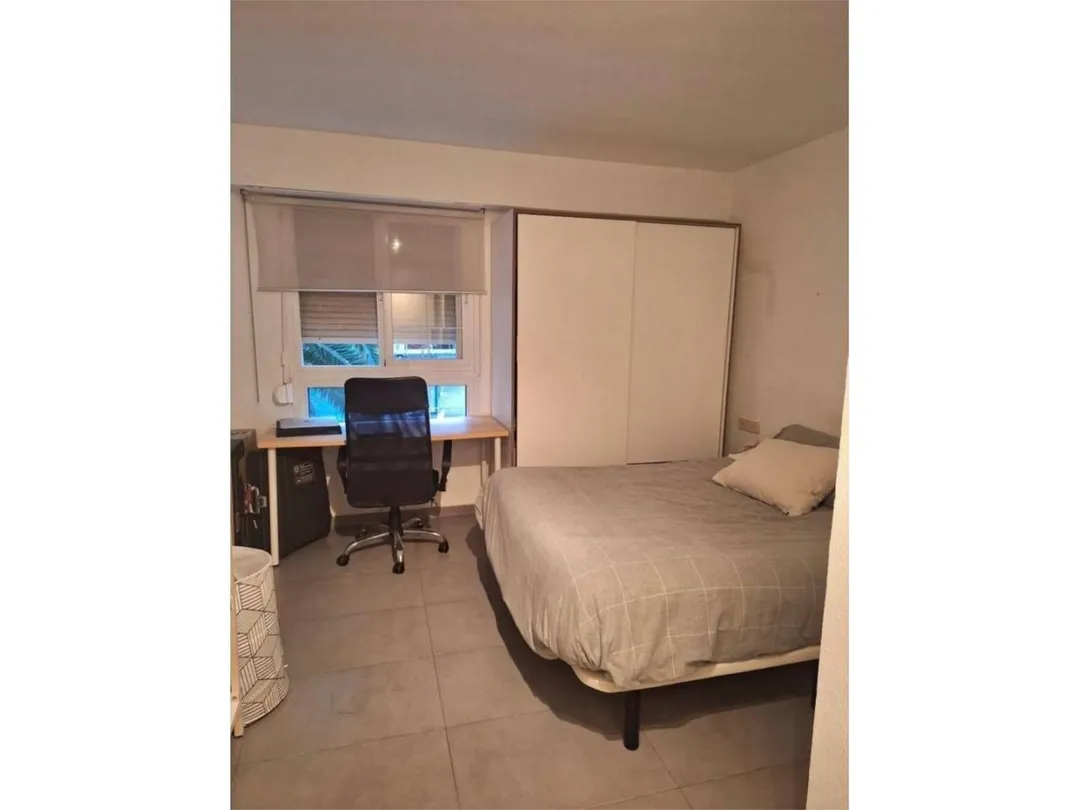 Piso en  Carrer del Comte d'Altea 11 - Foto 2