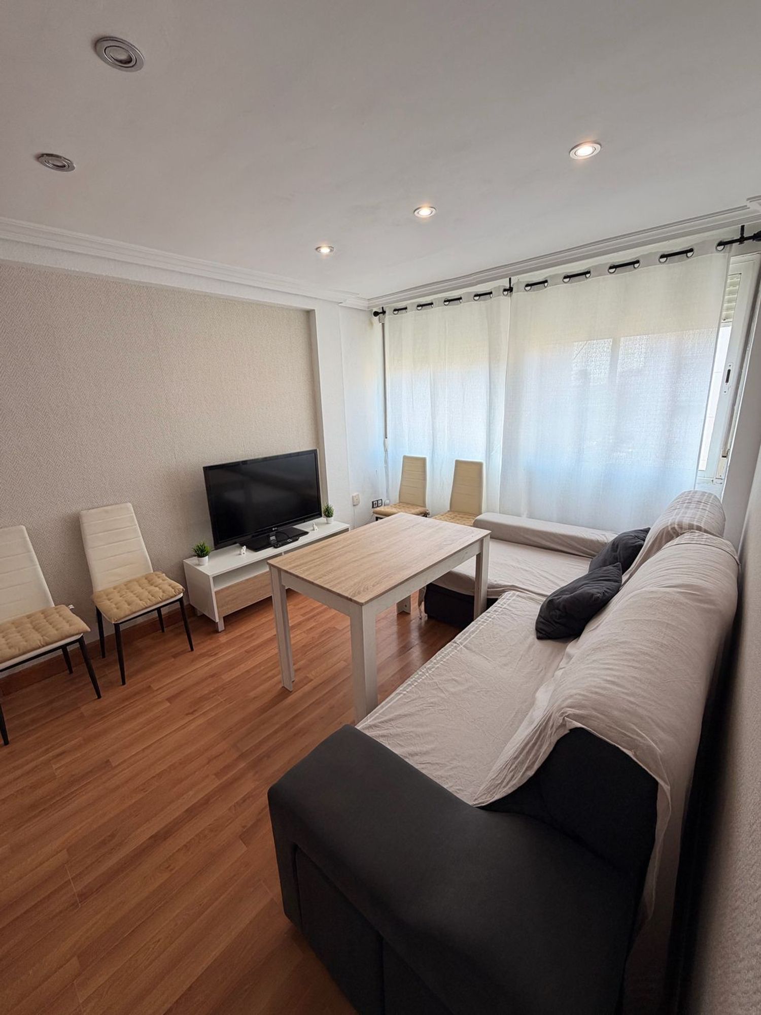 Piso en calle Pintor Velázquez, 1 - Foto 8