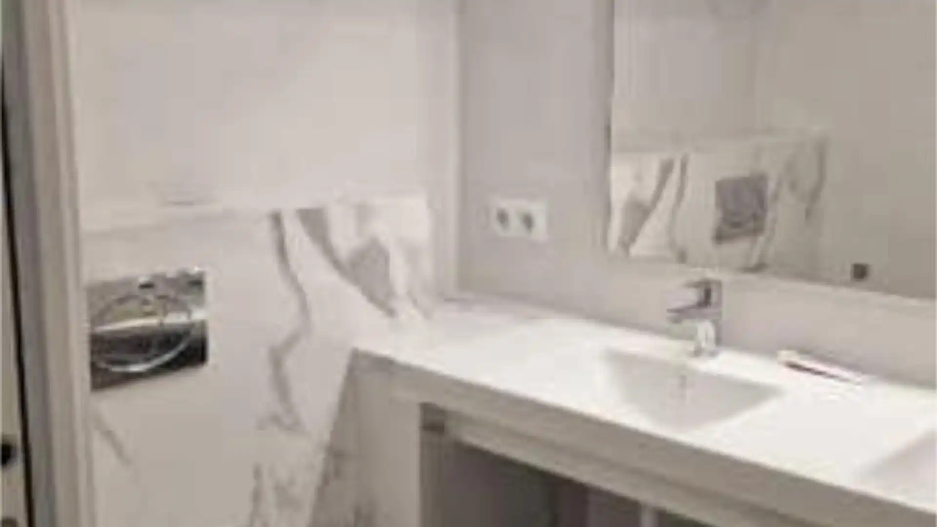 Casa adosada en Avenida Andalucía - Foto 4