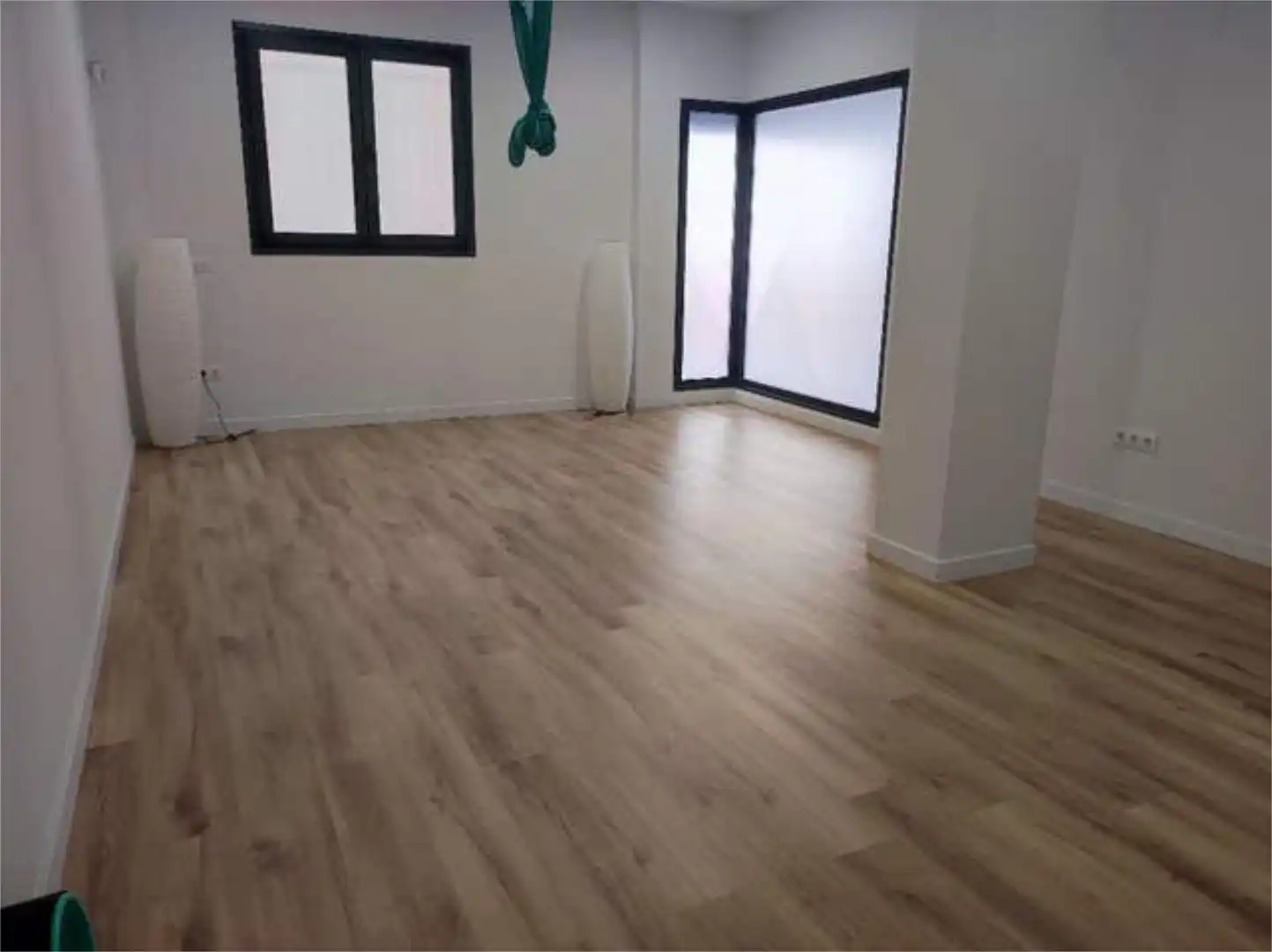 Local comercial en Centro - Foto 4