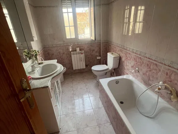 Chalet adosado en calle Real de Motril, 117