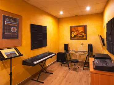 Casa adosada en  Avenida Sierrezuela 1 - Foto 16