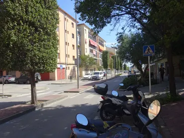 Local comercial en  Carrer de Josep Maria Folch i Torres 21 - Foto 3