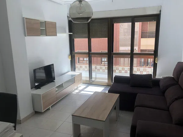 Piso en Frente a estación del Ave, 17