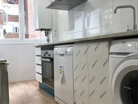 Piso en calle de la Rioja, 59