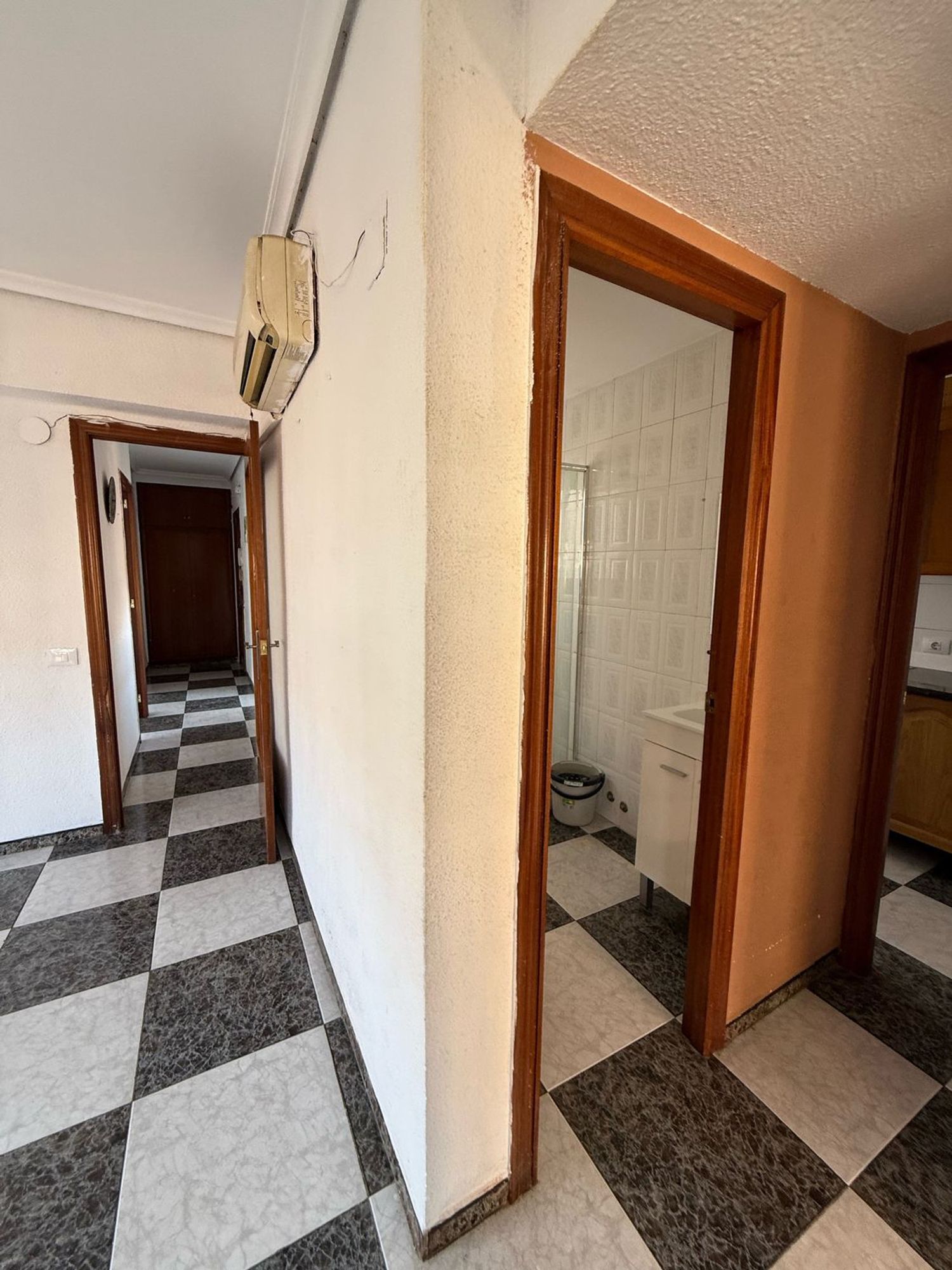 Piso en Calle dels Germans Vilafañe, 8, Zona Plaza Donoso Cortés - Avda Magdalena - Foto 8