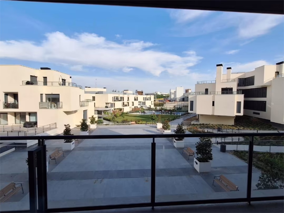 Piso en  Avenida del Camino de lo Cortao 14 - Foto 3