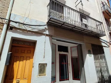 Casa adosada en  Calle Boticario 15 - Foto 1
