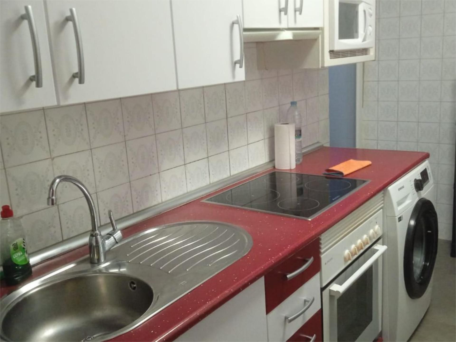 Piso en  Calle Vitigudino 34 - Foto 3