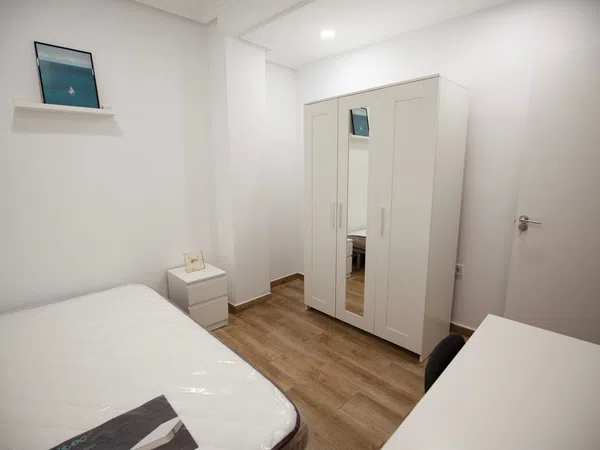 Piso en Calle Camilo Flammarion, 12, Raval de Santa Teresa-El Asilo - Foto 3