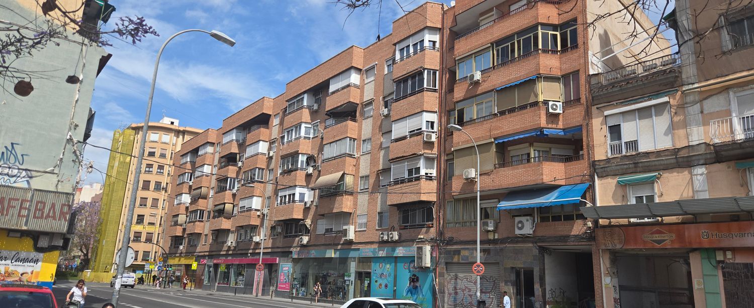 Piso en El Carmen - Foto 1