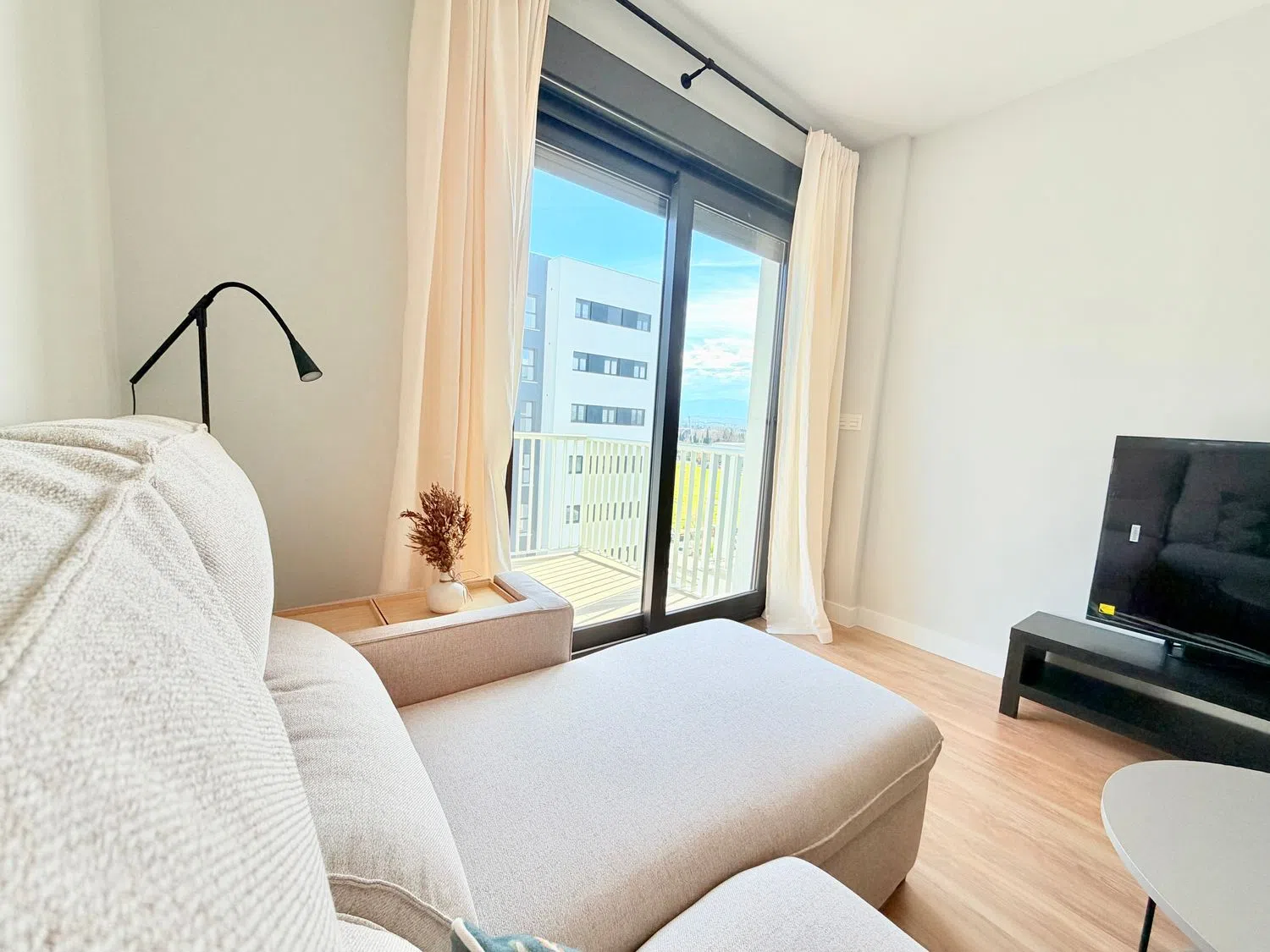 Piso en calle del Filólogo Julio Casares, 40 - Foto 4