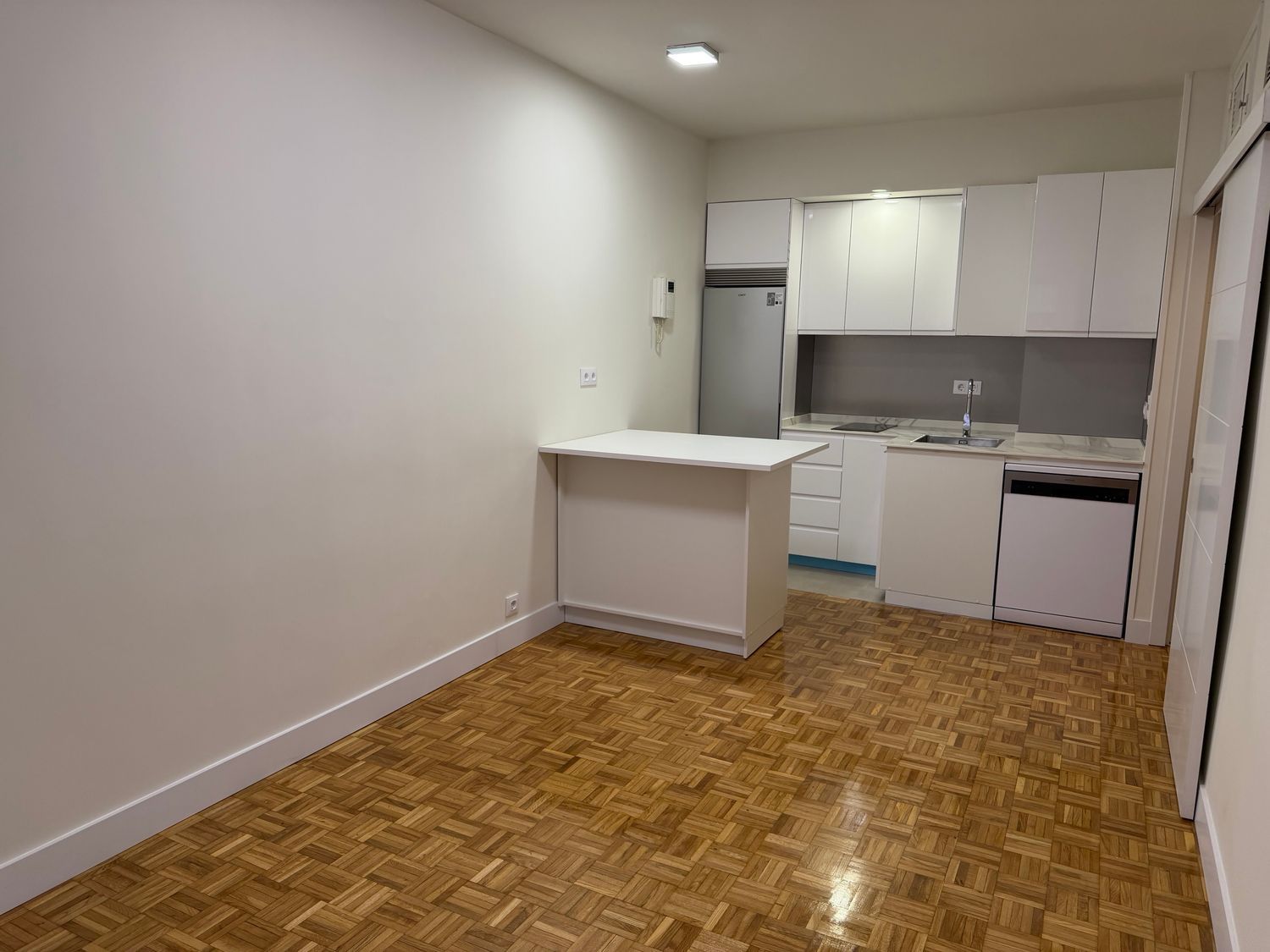 Piso en calle de Clara del Rey, 12 - Foto 3