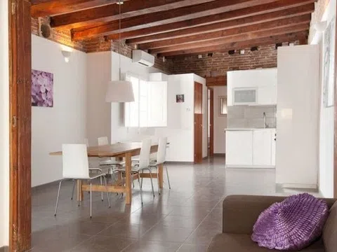 Piso en calle d'en Serra, 14