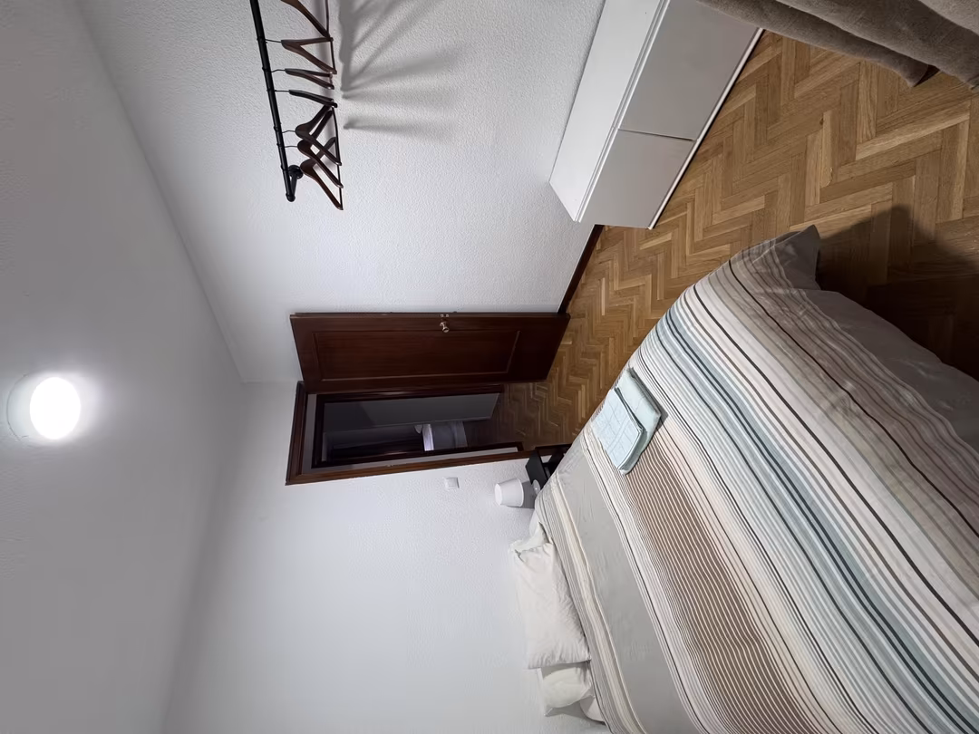 Piso en  Calle Alanís 8 - Foto 5