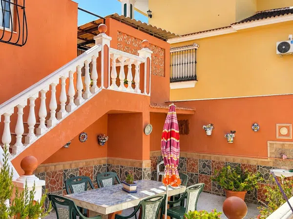 Casa o chalet independiente en Calle Caballero del Febo, 50, Fuente Alegre - El Chaparral - Los Morales - Foto 1