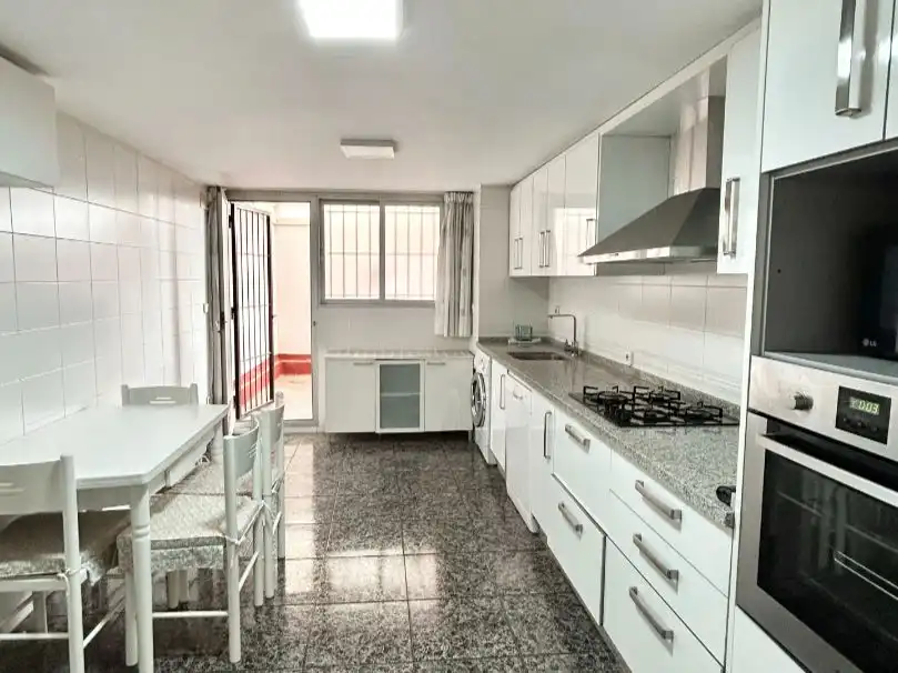 Piso en  Carrer Bono Guarner 8 - Foto 8