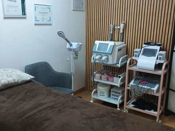Local en Clínica de fisioterapia en El Camp de l'Arpa del Clot, El Camp de l'Arpa del Clot - Foto 19