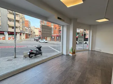 Local comercial en  Avinguda de Josep Tarradellas - Foto 6