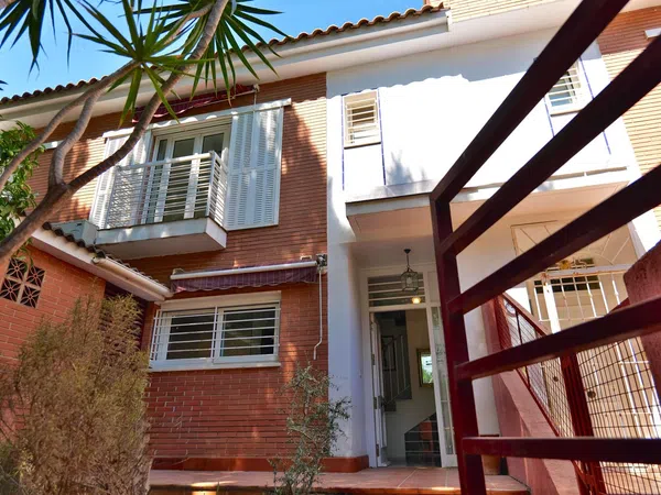 Chalet adosado en Avenida Plutarco, 43, El Consul - El Romeral - Foto 1
