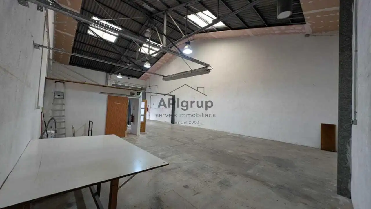 Nave Industrial en Sabadell - Foto 3