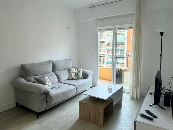 Piso en calle dels Jurats, 27 - Foto 1