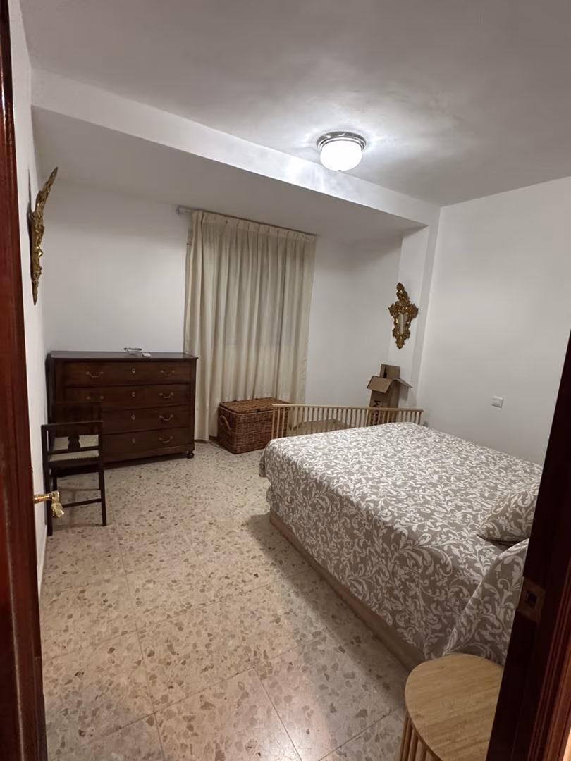 Piso en  Calle Luis Montoto 57