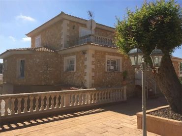 Chalet en  Carrer Ginjoler 11 - Foto 2