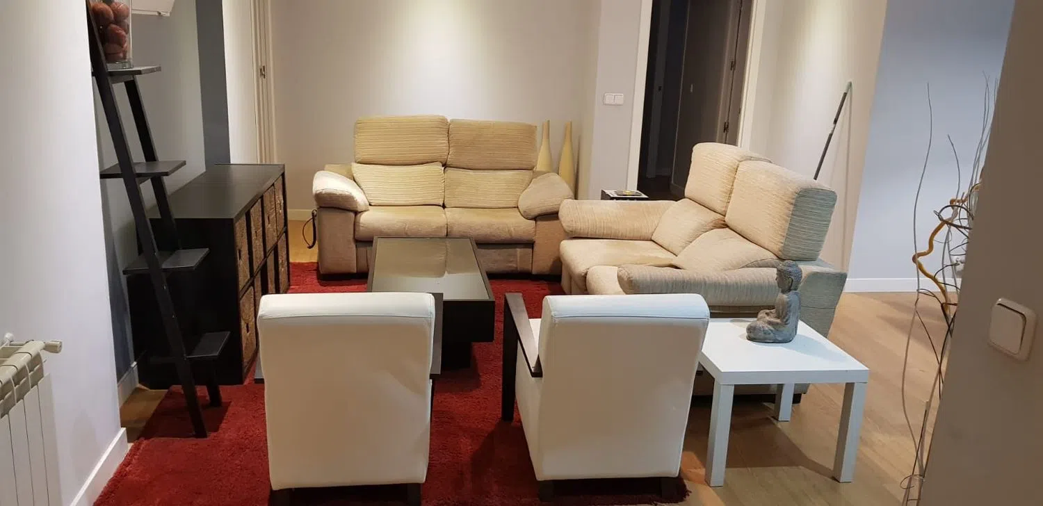 Piso en avenida de la Reina Victoria, 8 - Foto 1