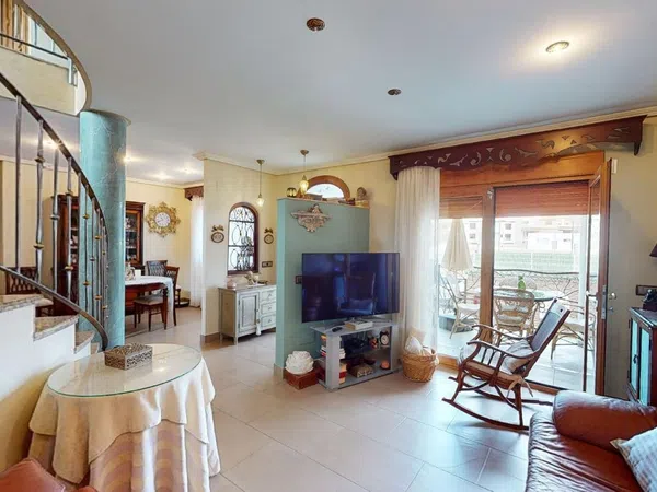 Chalet pareado en calle Martínez Miñarro, 36 - Foto 2