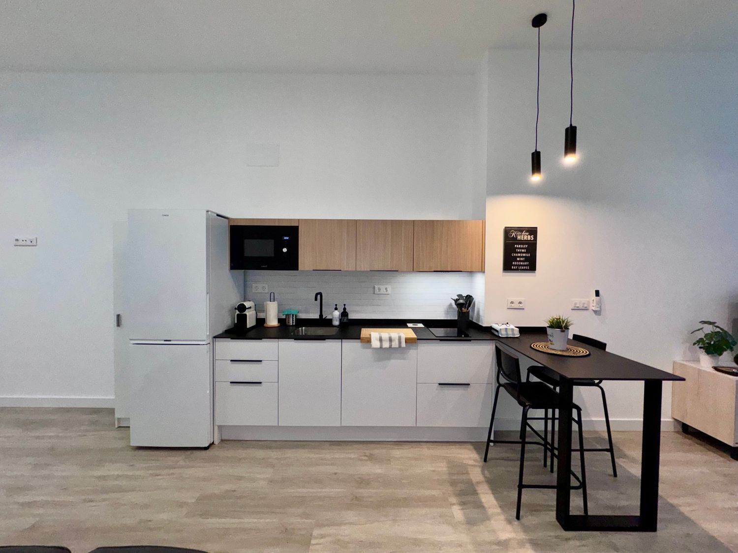 Estudio en calle Omar, 8 - Foto 3