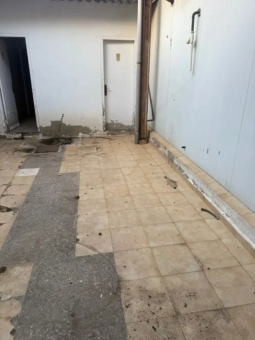 Local comercial en  Carrer de Solsona 104 - Foto 13