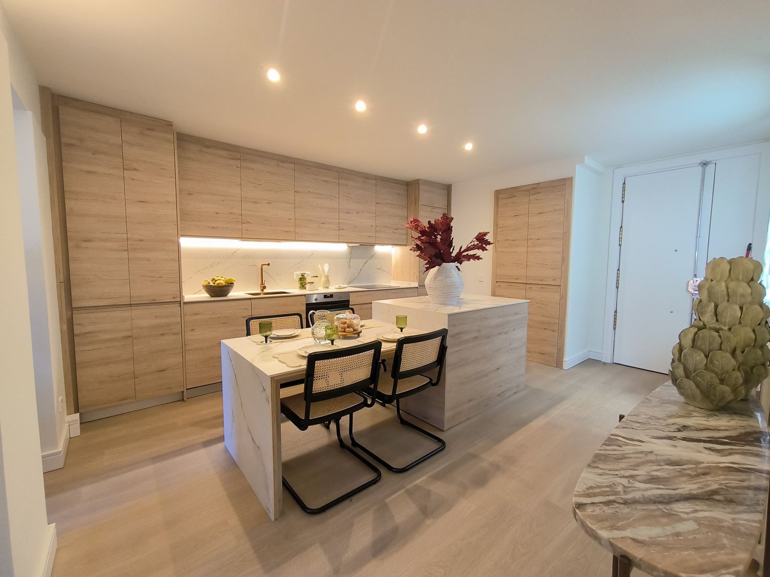 Piso en Barrio Gaztambide - Foto 2