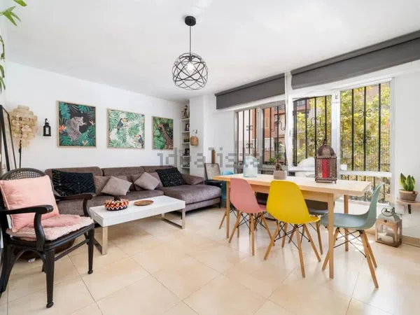 Piso en calle de Francesc Pi i Margall, 21 - Foto 1