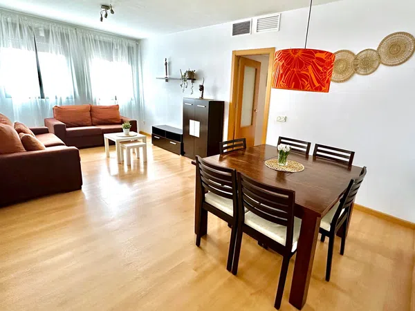 Piso en calle Poetisa Dionisia García, 9 - Foto 1