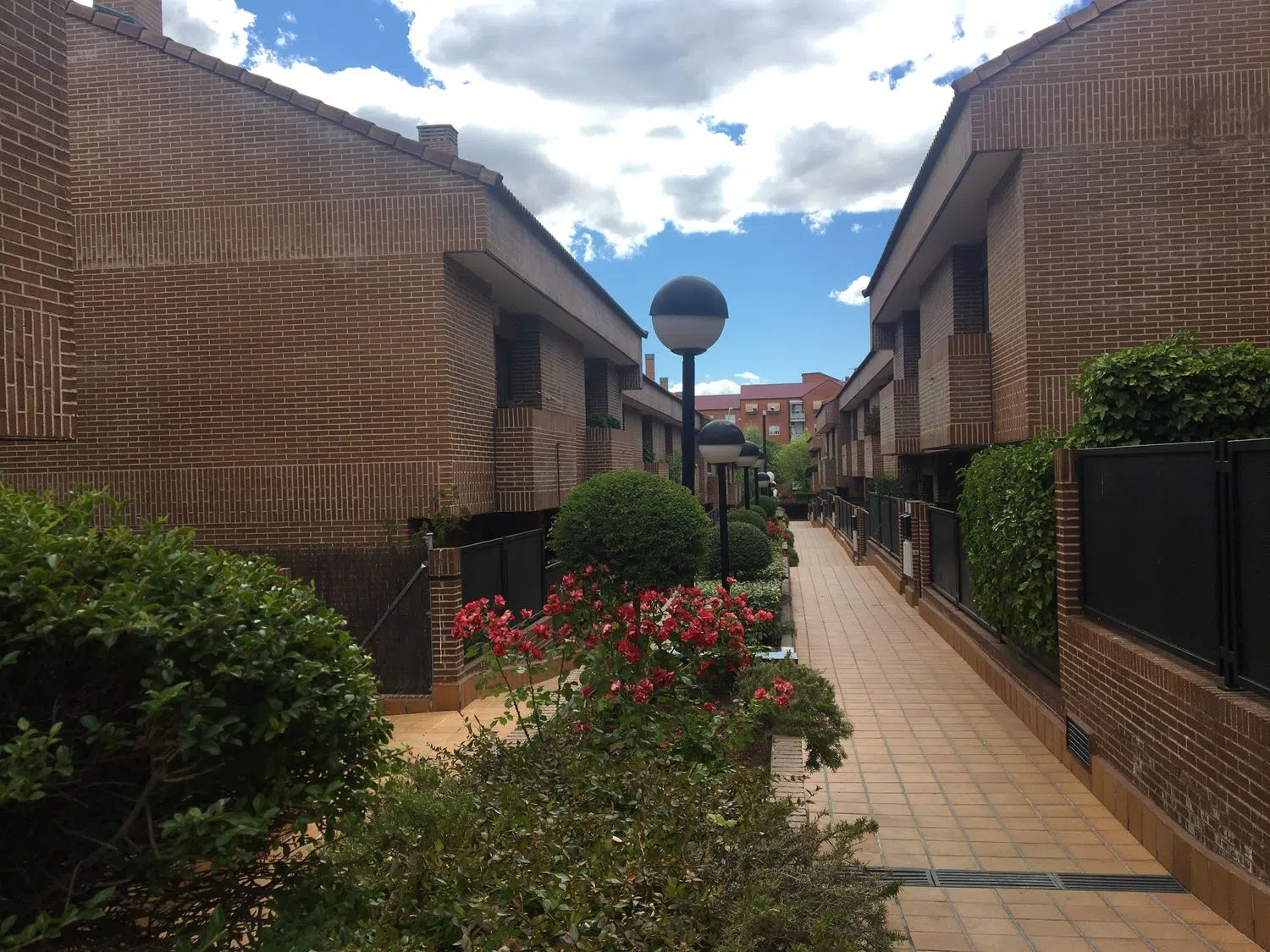Chalet adosado en Norte - Foto 4