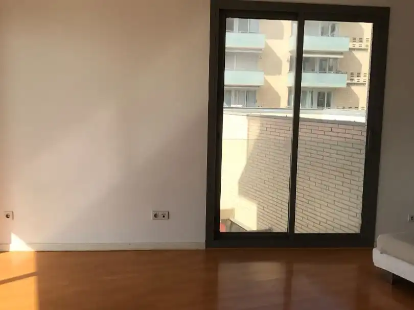Piso en  Passeig Marítim 19 - Foto 3