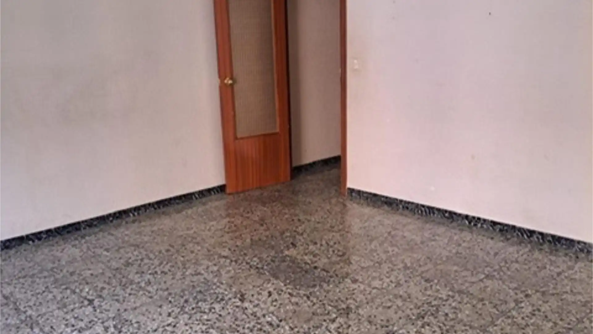 Piso en  Carrer Leopoldo Vicente Serrano 13 - Foto 2