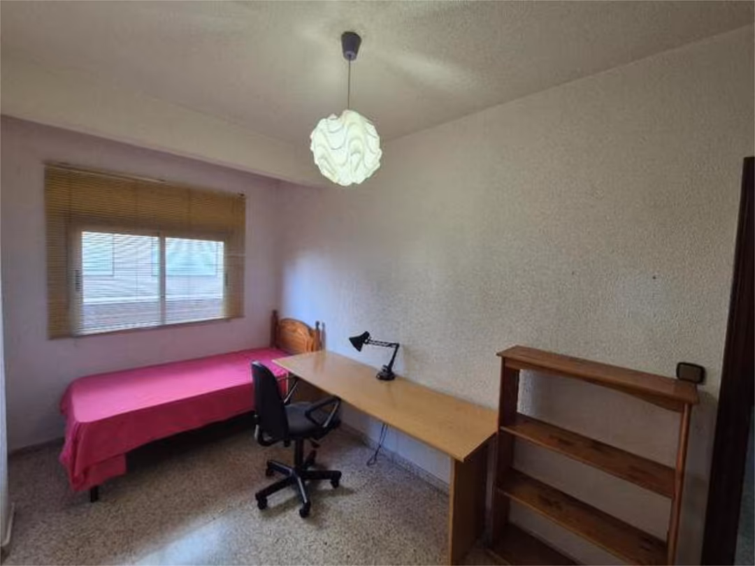 Piso en Cerca colegios públicos y parques. - Foto 4