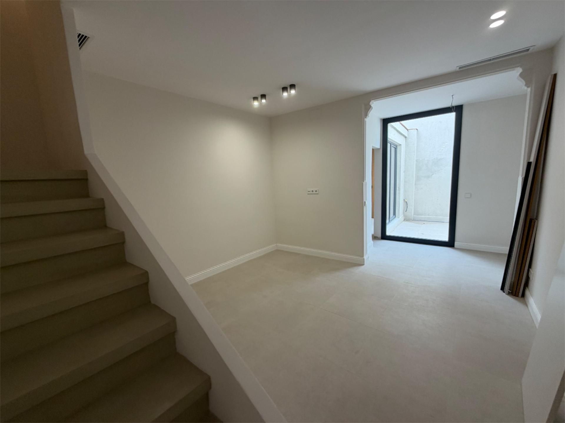 Casa adosada en  Carrer de Sallarès i Pla 120 - Foto 14