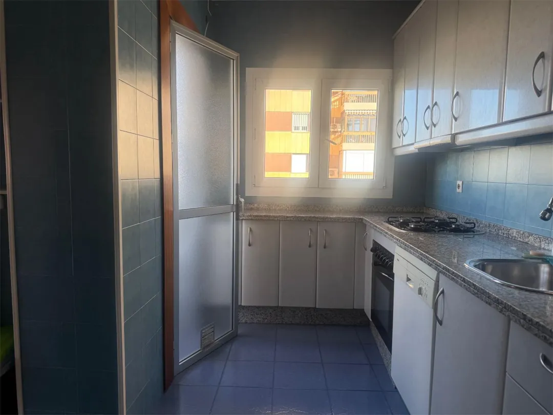 Piso en  Avenida de Andalucía 9 - Foto 2