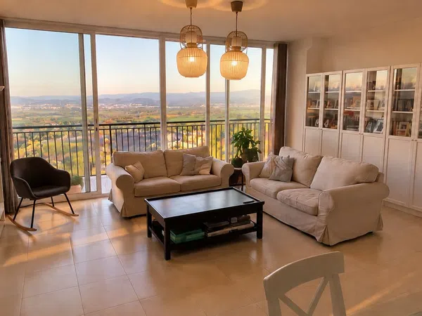 Chalet adosado en Calle Àngel Guimerà, 32, Cumbres de Calicanto - Foto 1