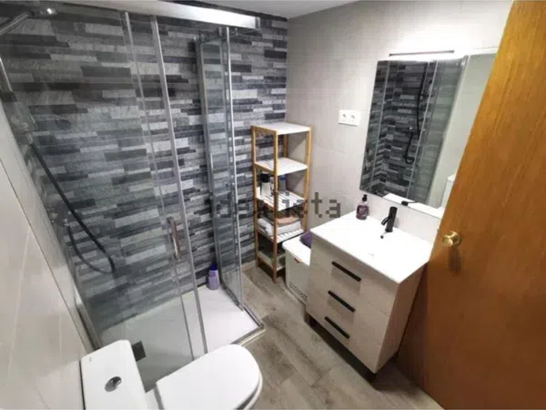 Chalet adosado en calle de Escalonilla, 17