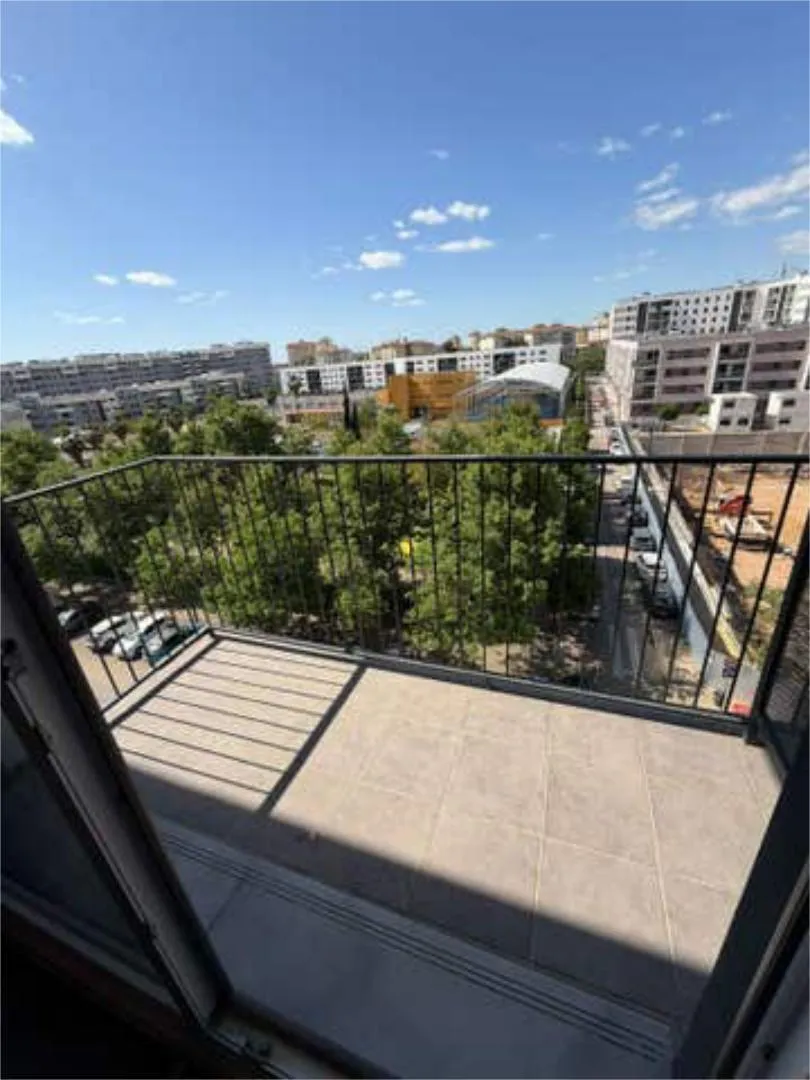 Piso en Sevilla Este - Foto 1